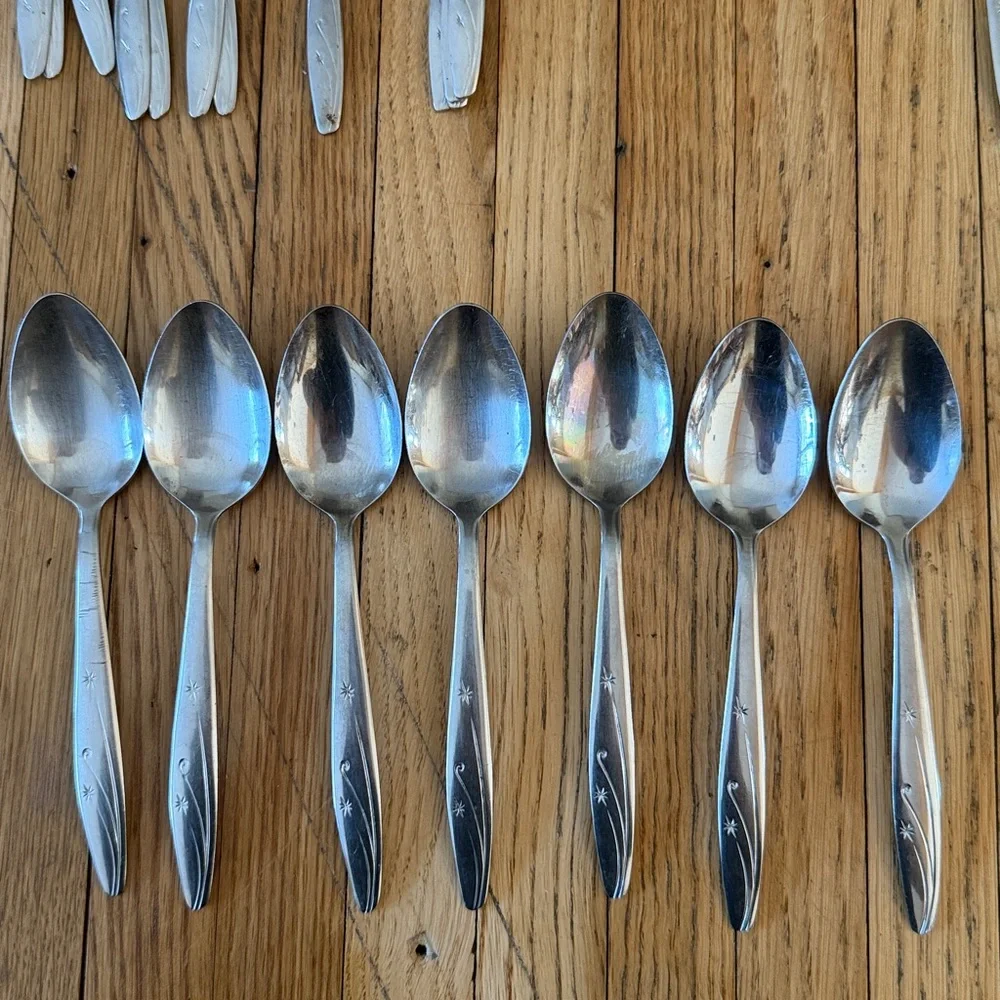 Vintage CI Flatware F7 Knives, Forks, Spoons Stainless Steel Japan 27pcs